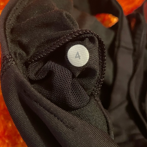Lululemon Double Tap Long Line Bra - Black size 4 - Picture 8 of 8